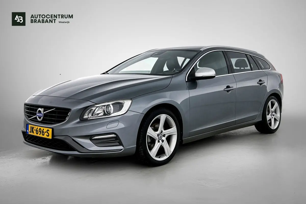 1.5 T3 R-Design (NL-auto, Goed OnderH, Trekhaak, Navi, StoelV, Parkeersensoren, Etc)