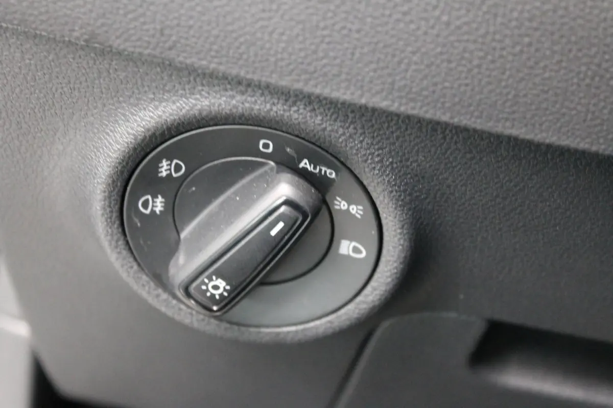 1.5 TSI ACT Sportline Business|Rijklaar prijs|Elek. Trekhaak|Camera|Carplay|ACC|Stoel verw.|