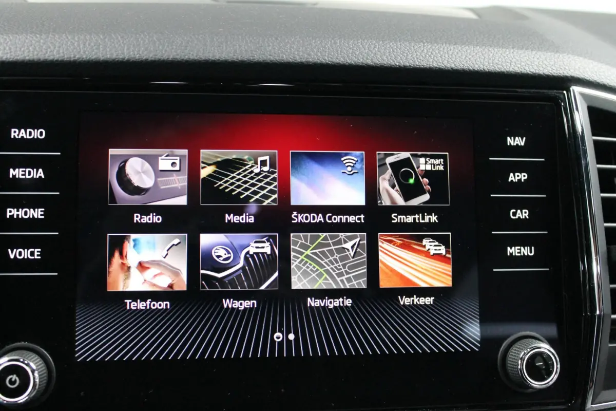 1.5 TSI ACT Sportline Business|Rijklaar prijs|Elek. Trekhaak|Camera|Carplay|ACC|Stoel verw.|