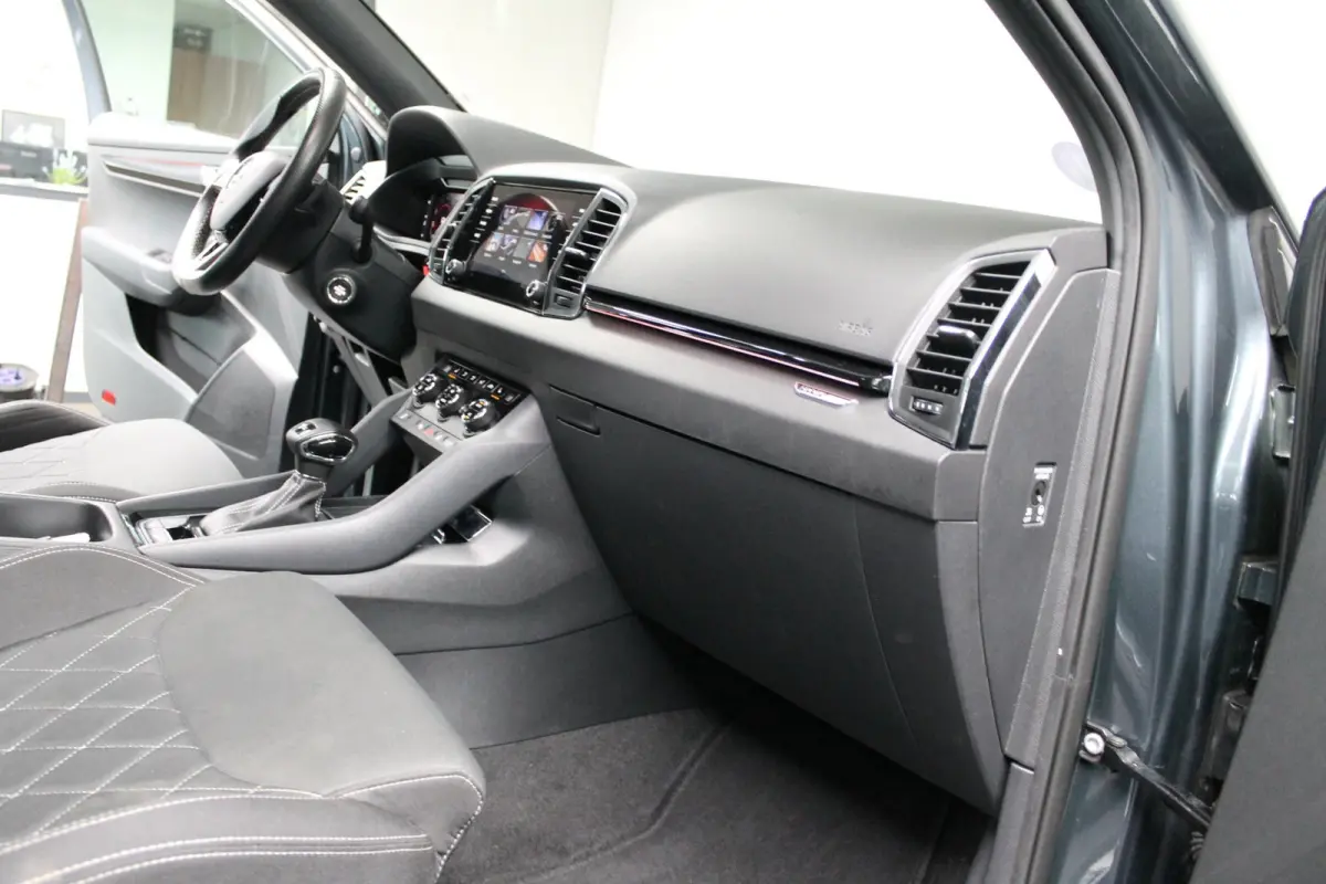 1.5 TSI ACT Sportline Business|Rijklaar prijs|Elek. Trekhaak|Camera|Carplay|ACC|Stoel verw.|