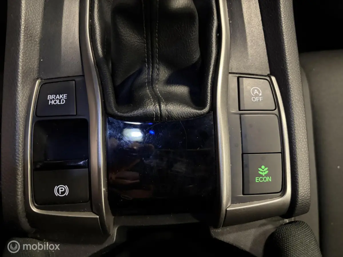 1.0 i-VTEC Elegance LED / LMV / CRUISE / STOELVERWARMING / NAP / NETJES