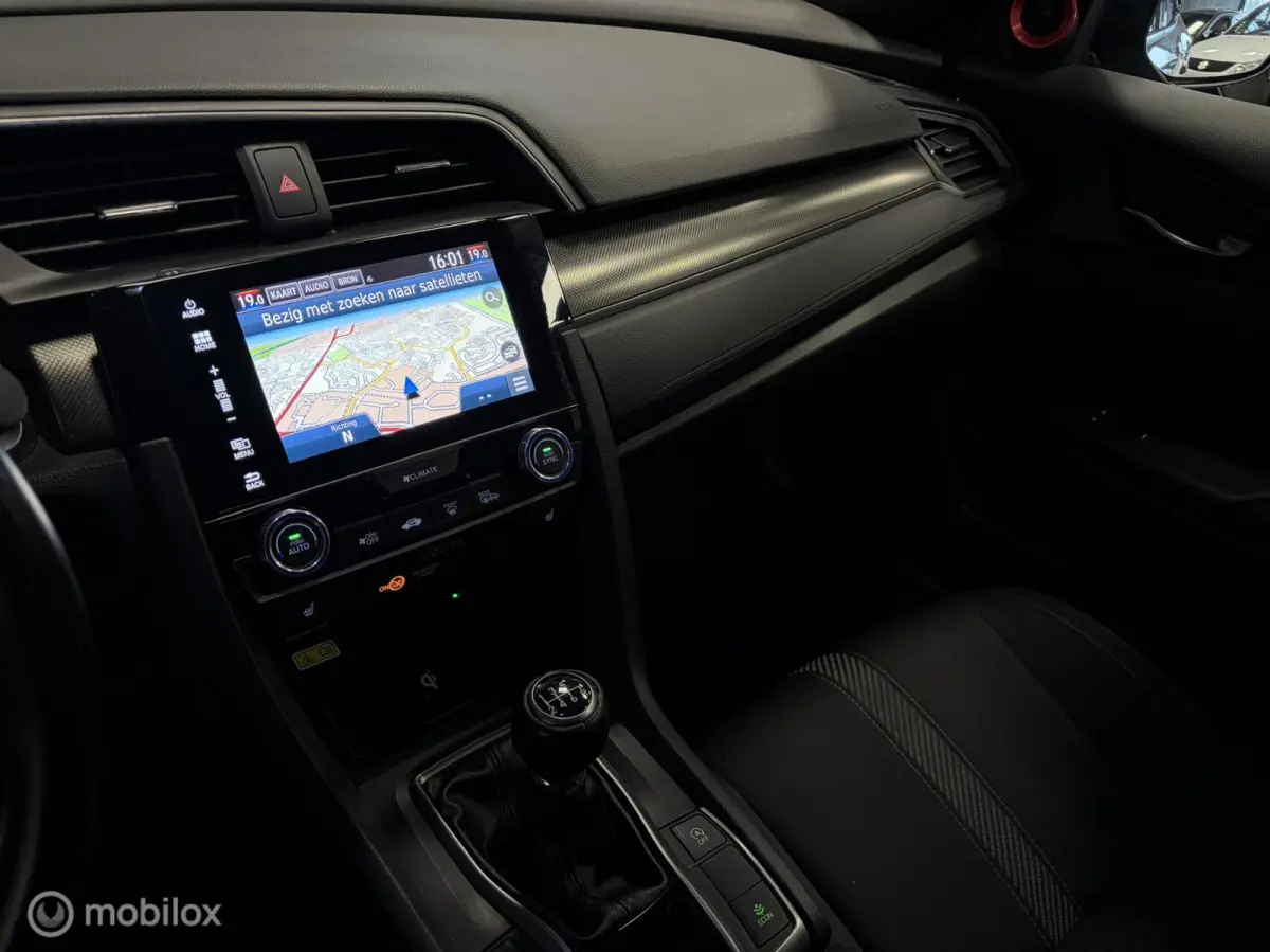 1.0 i-VTEC Elegance LED / LMV / CRUISE / STOELVERWARMING / NAP / NETJES