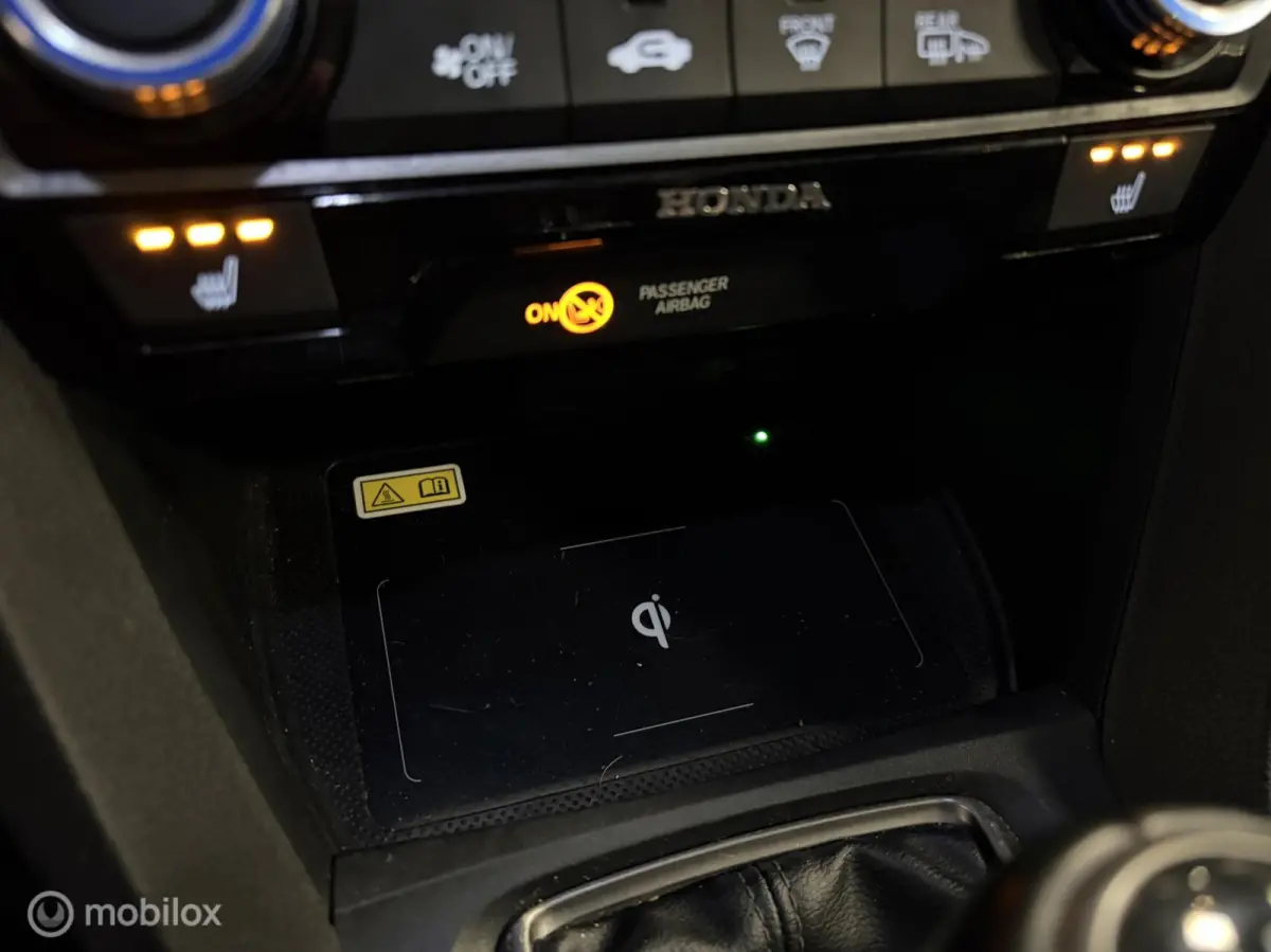 1.0 i-VTEC Elegance LED / LMV / CRUISE / STOELVERWARMING / NAP / NETJES