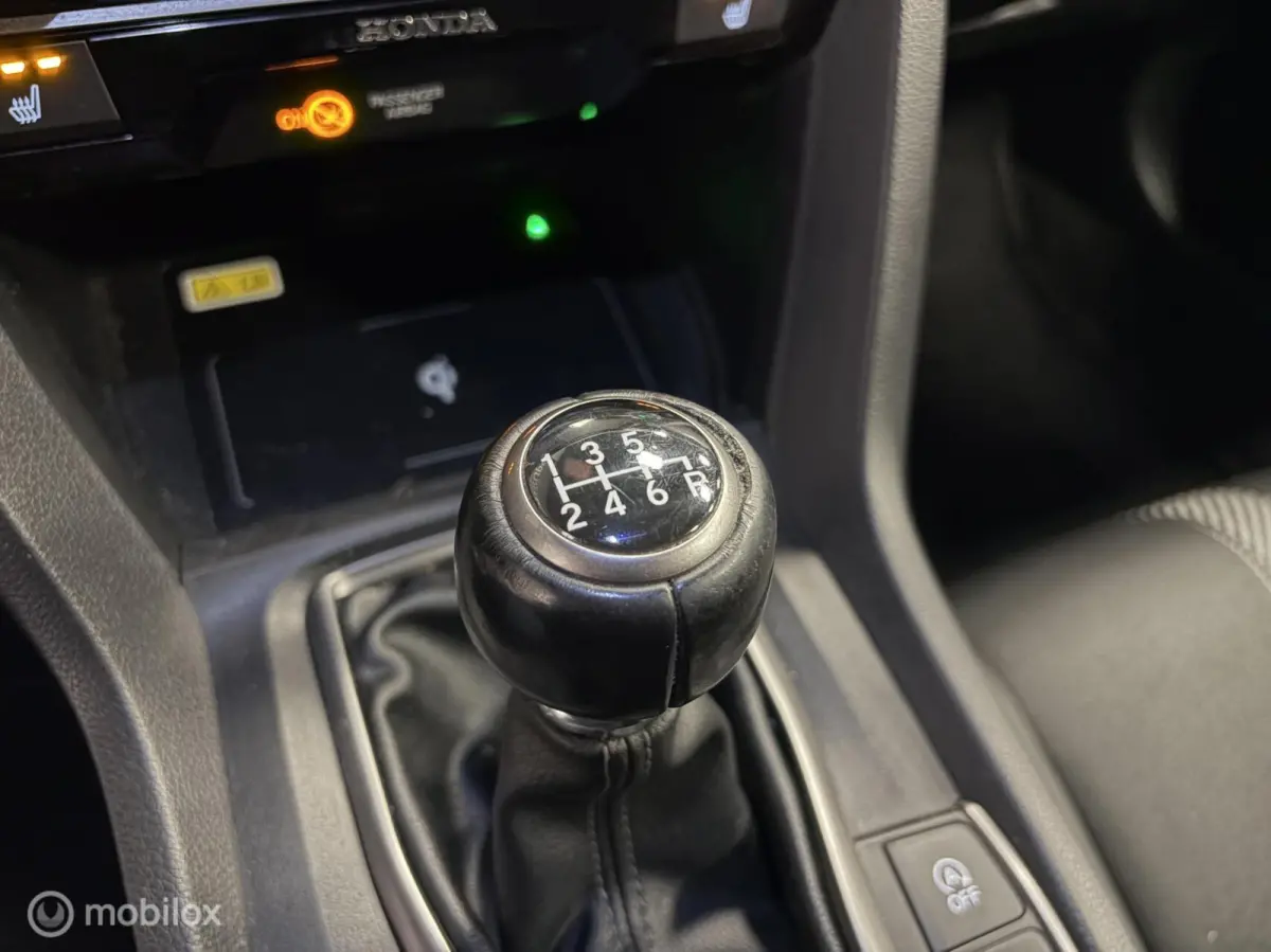 1.0 i-VTEC Elegance LED / LMV / CRUISE / STOELVERWARMING / NAP / NETJES