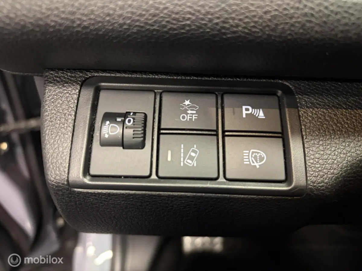 1.0 i-VTEC Elegance LED / LMV / CRUISE / STOELVERWARMING / NAP / NETJES