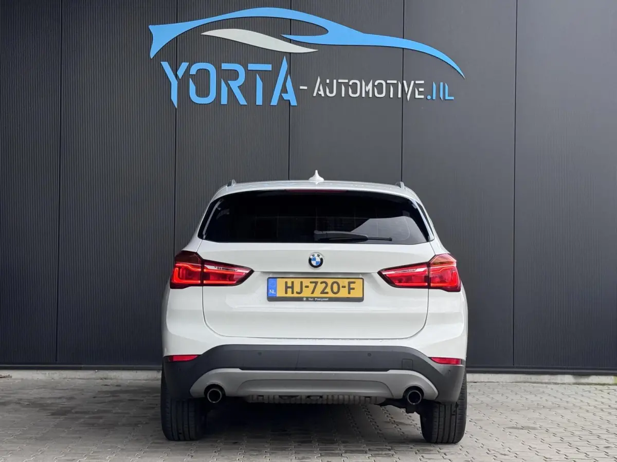 sDrive20i AUTOMAAT*NL AUTO*AFN. TREKHAAK*DEALERONDERHOUDEN