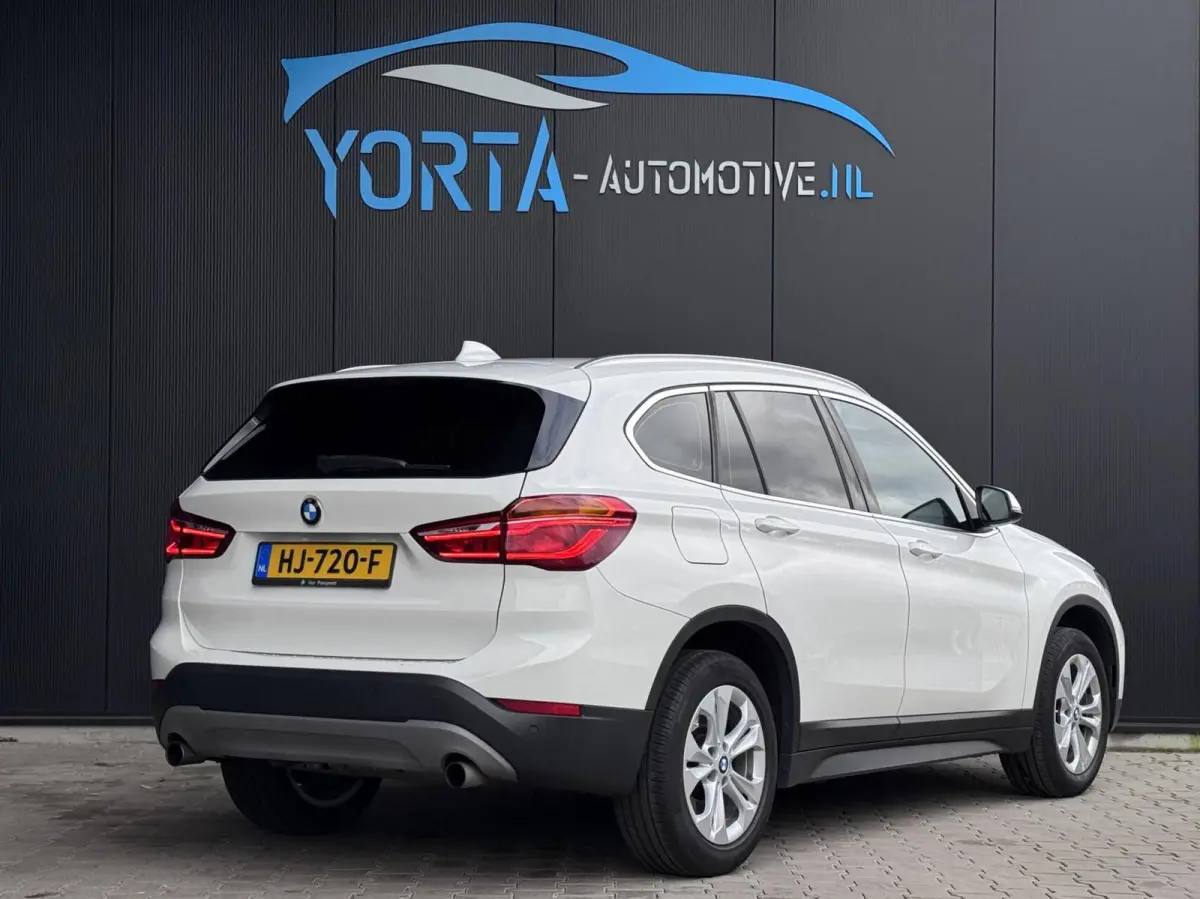 sDrive20i AUTOMAAT*NL AUTO*AFN. TREKHAAK*DEALERONDERHOUDEN