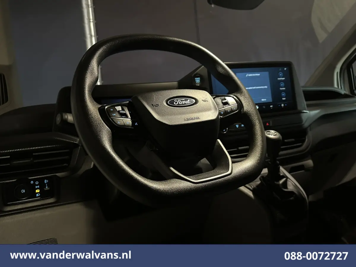 2.0 TDCI 136pk L2H1 Euro6 Airco | Camera | Apple Carplay | LED Android Auto, Cruisecontrol, Verwarmde voorruit, Parkeersensoren, Bijrijdersbank, 2740kg trekvermogen