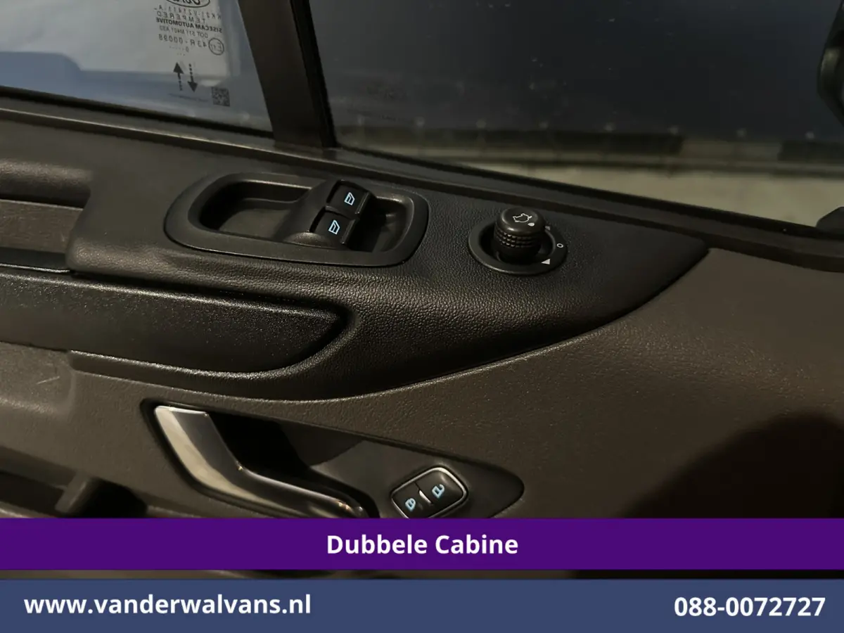 2.0 TDCI 130pk L2H1 Dubbele Cabine Euro6 inrichting | Airco | 6-Zits | LED | Cruisecontrol | Parkeersensoren Achterklep, 2800kg Trekvermogen