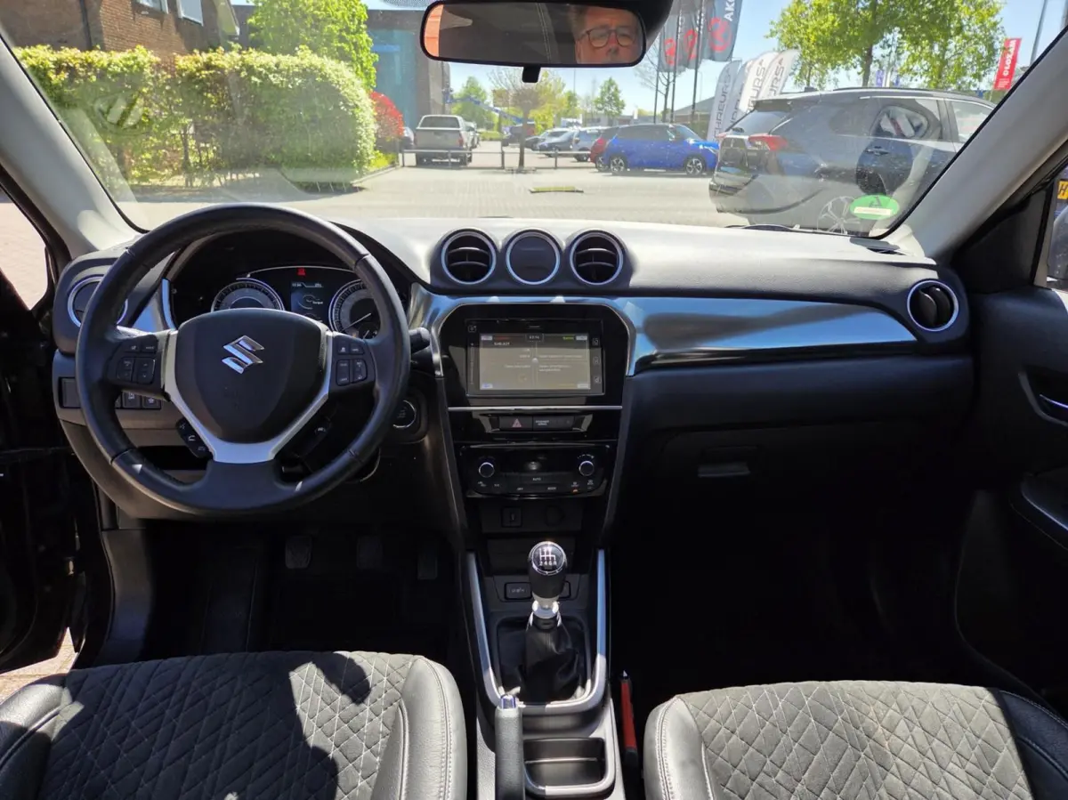 1.4 Boosterjet Style Smart Hybrid|Panodak|Tot 10 jaar garantie!!!|1500 kg trekgewicht|Rijklaar prijs
