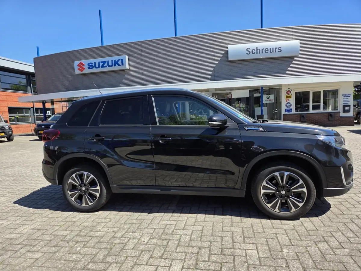 1.4 Boosterjet Style Smart Hybrid|Panodak|Tot 10 jaar garantie!!!|1500 kg trekgewicht|Rijklaar prijs