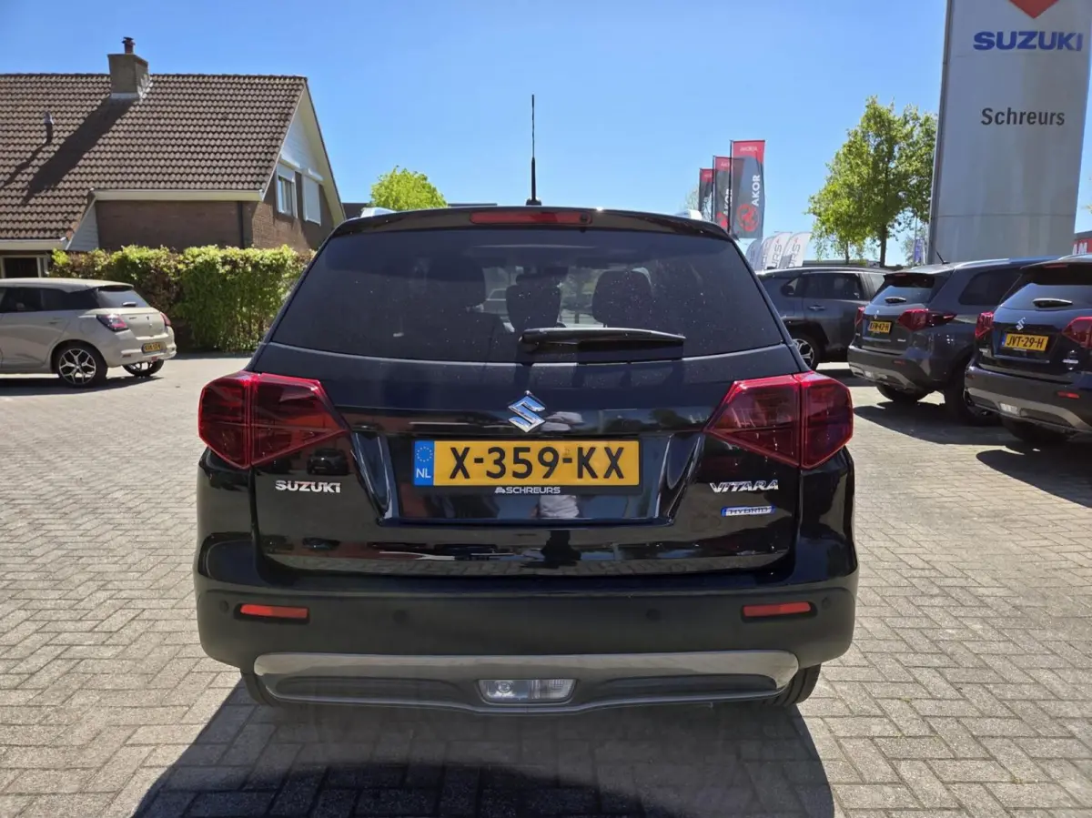 1.4 Boosterjet Style Smart Hybrid|Panodak|Tot 10 jaar garantie!!!|1500 kg trekgewicht|Rijklaar prijs