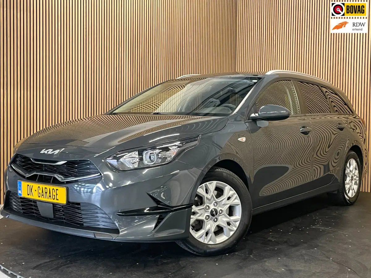 1.0 T-GDi DynamicLine|APPLE CARPLAY|ANDROID AUTO|STOEL+STUURVERW|CAMERA|CRUISE,CLIMATE CTRL|1E EIG.|INCL.BTW|