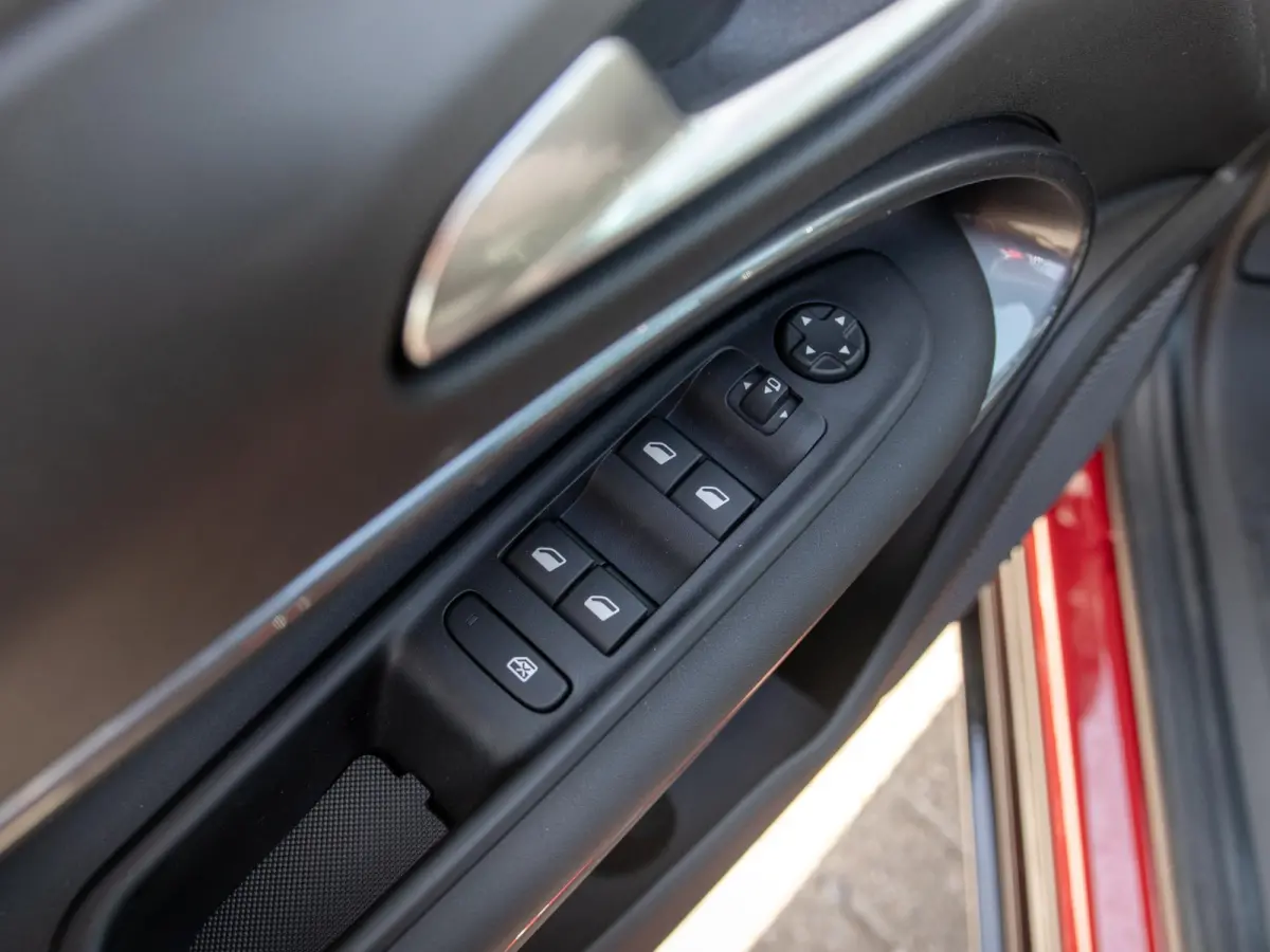 Sport 54 kWh | Clima | Adapt. Cruise | Navi | Winter Pack | Camera | 18"  | Apple Carplay