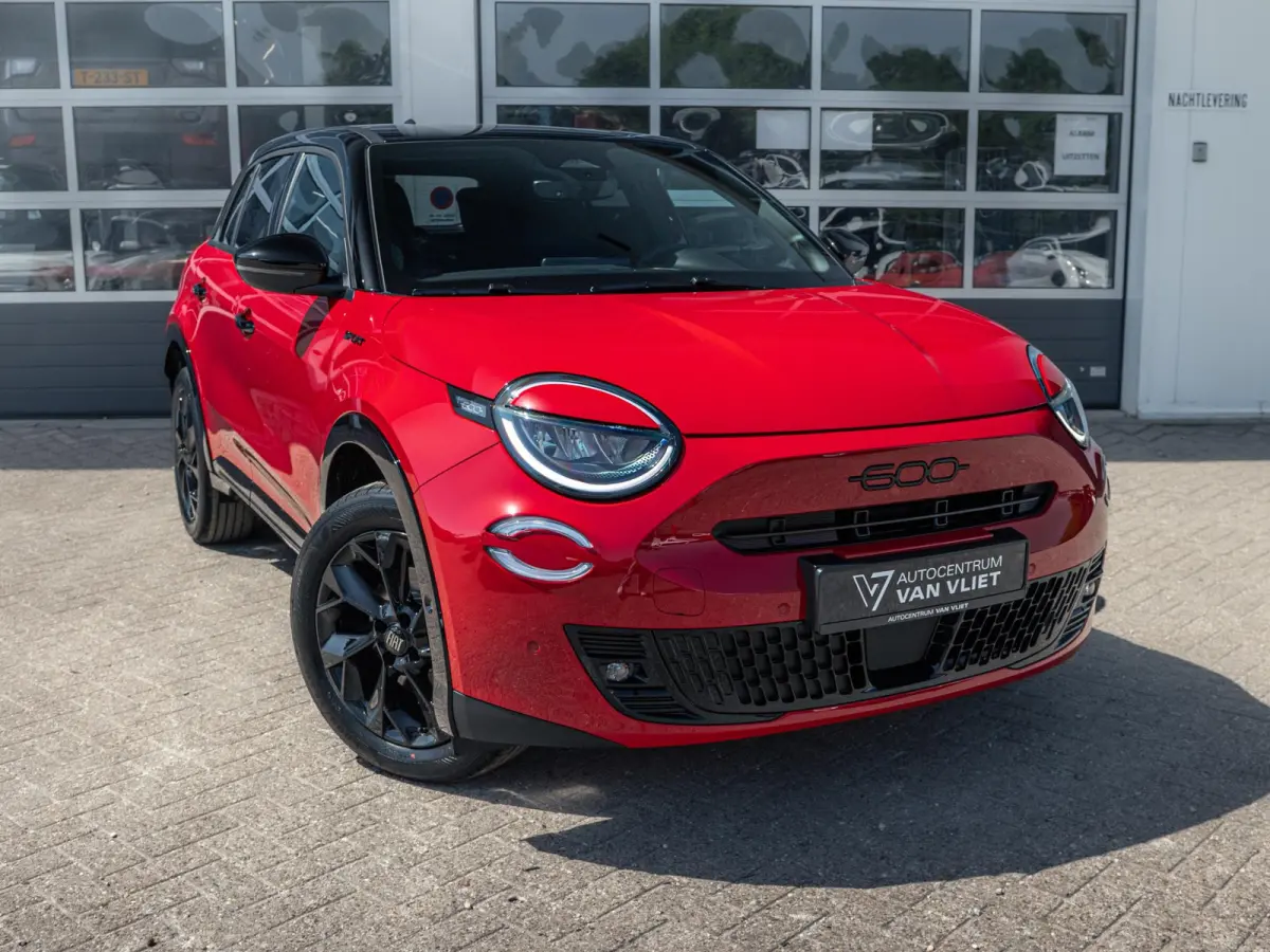 Sport 54 kWh | Clima | Adapt. Cruise | Navi | Winter Pack | Camera | 18"  | Apple Carplay