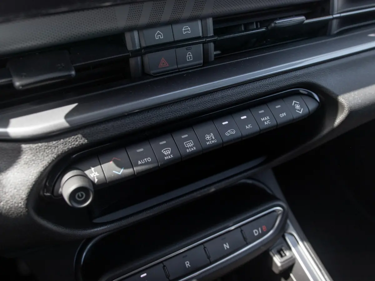 Sport 54 kWh | Clima | Adapt. Cruise | Navi | Winter Pack | Camera | 18"  | Apple Carplay