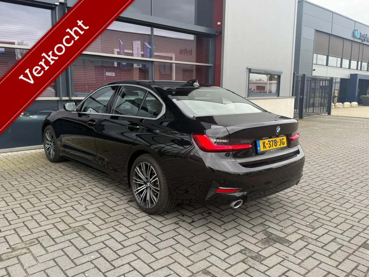 318i Executive Edition/ Automaat/ Full led/ Nieuwstaat!!