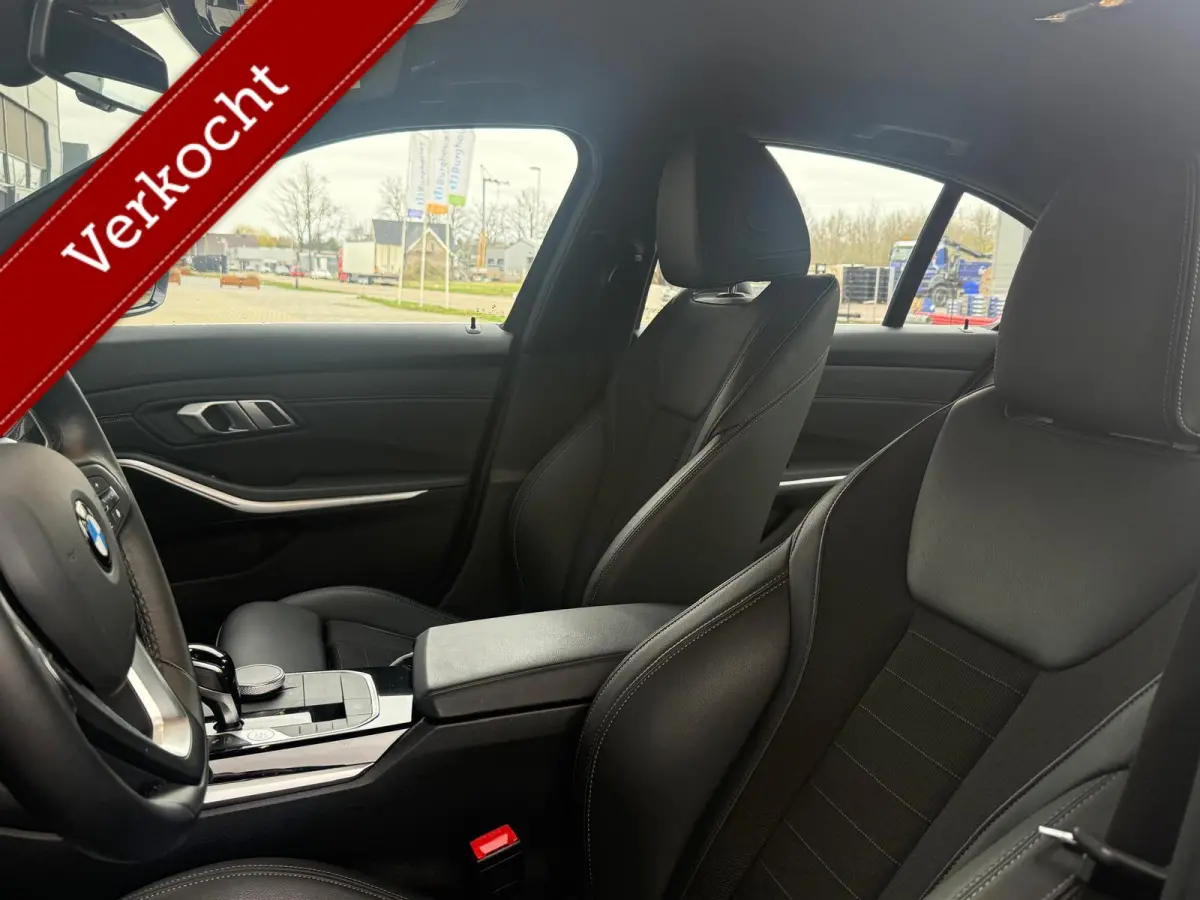 318i Executive Edition/ Automaat/ Full led/ Nieuwstaat!!