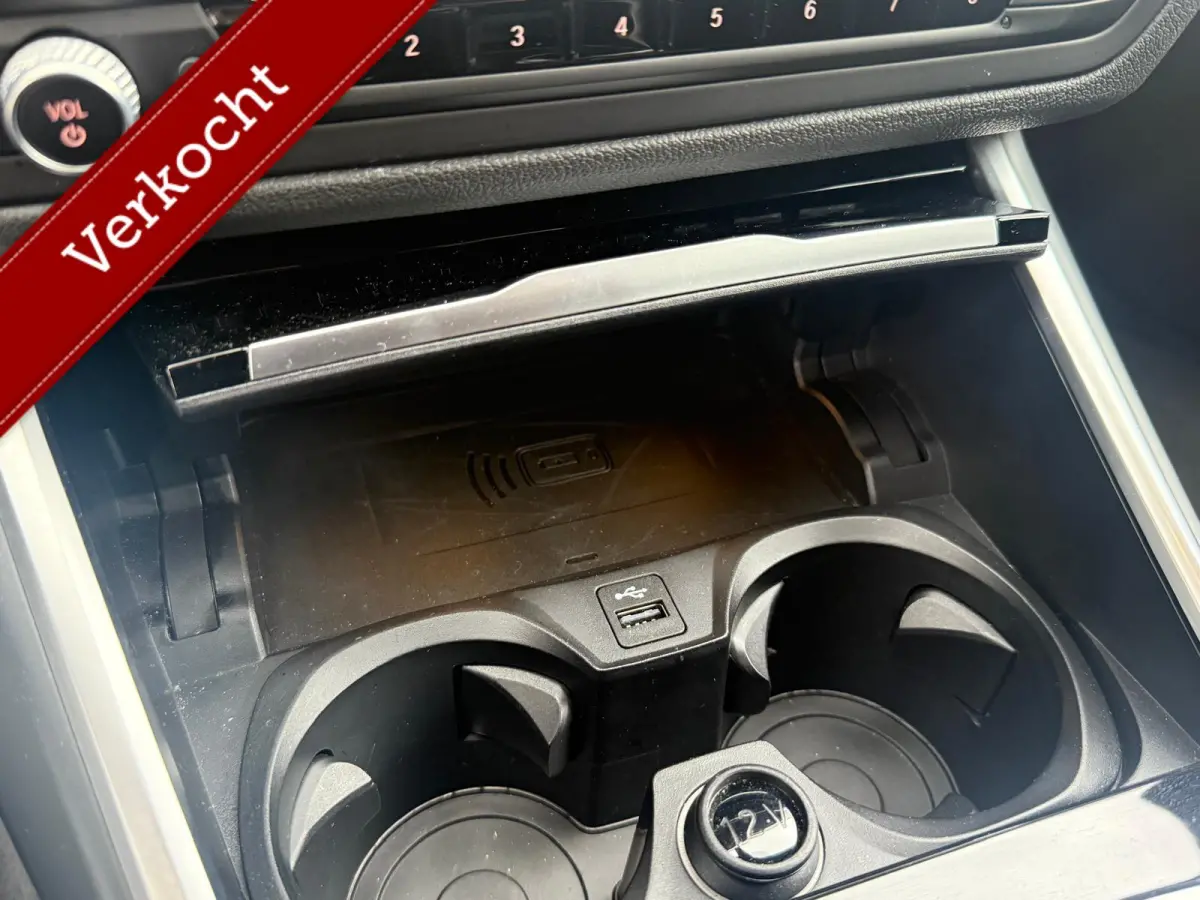 318i Executive Edition/ Automaat/ Full led/ Nieuwstaat!!