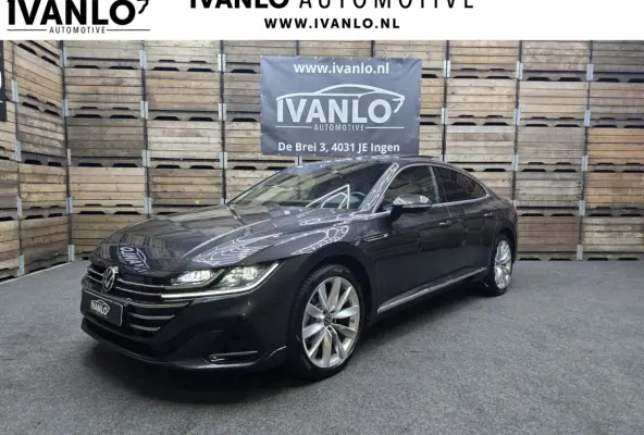 1.4 TSI eHybrid R-Line Business+ Navi Pano LED IQ 360 19"LM
