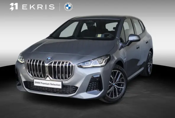 225e xDrive | M Sport Pakket | Innovation Pack | 18" | Head-Up Display | Verwarmd Stuurwiel | Trekhaak |