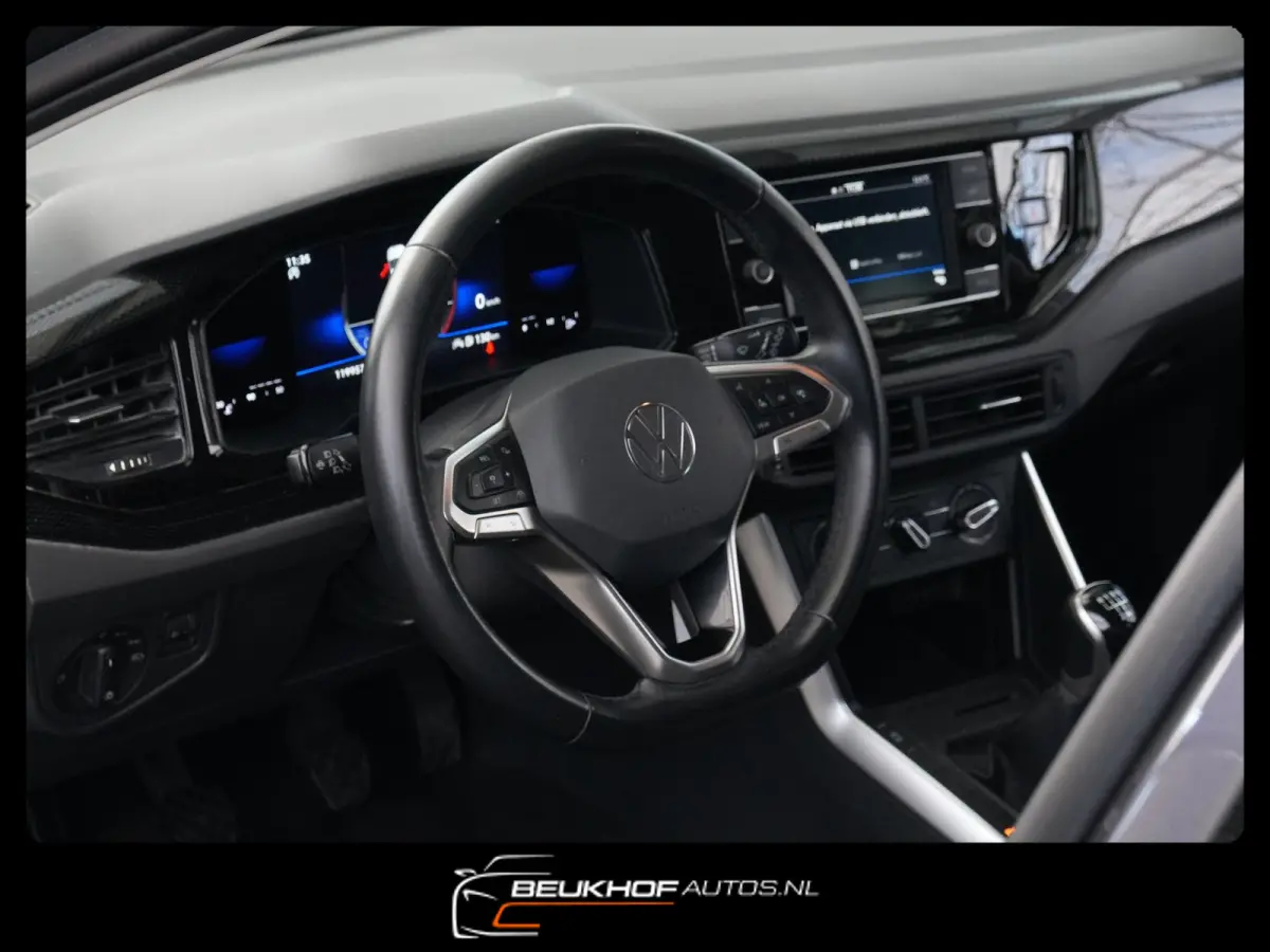 1.0 TSI Life Carplay Parksensoren Adap Cruis