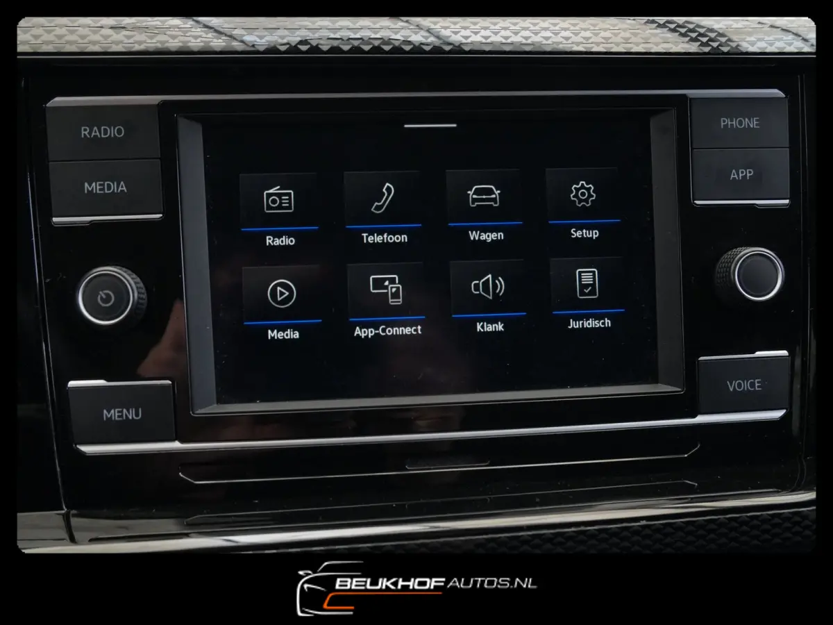 1.0 TSI Life Carplay Parksensoren Adap Cruis