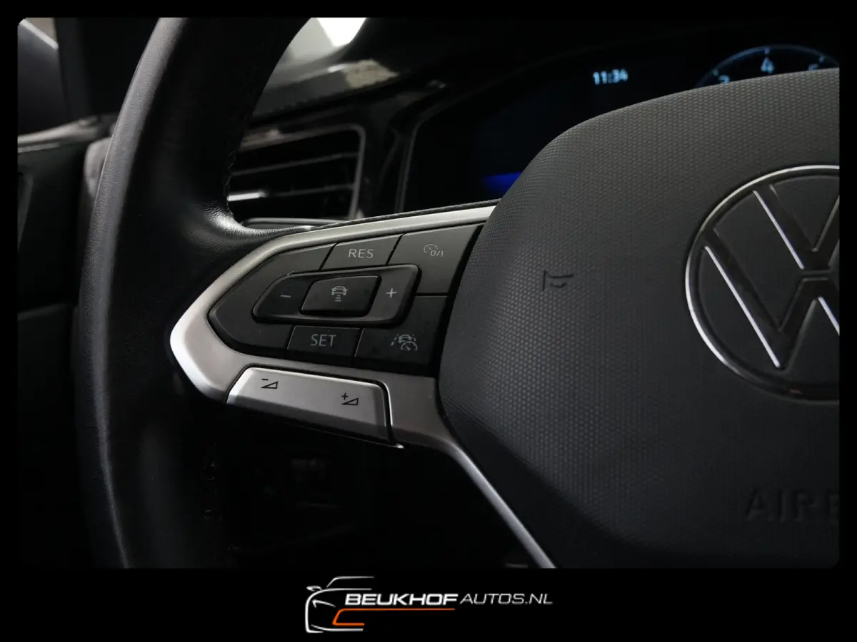 1.0 TSI Life Carplay Parksensoren Adap Cruis