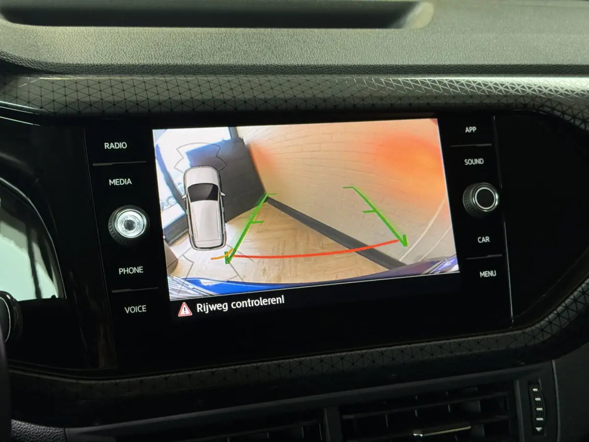 1.0 TSI 115pk DSG Style | Navi | Carplay | 17"| Camera | Led Koplampen | Stoelverwarming | 100% Volkswagen Onderhouden!