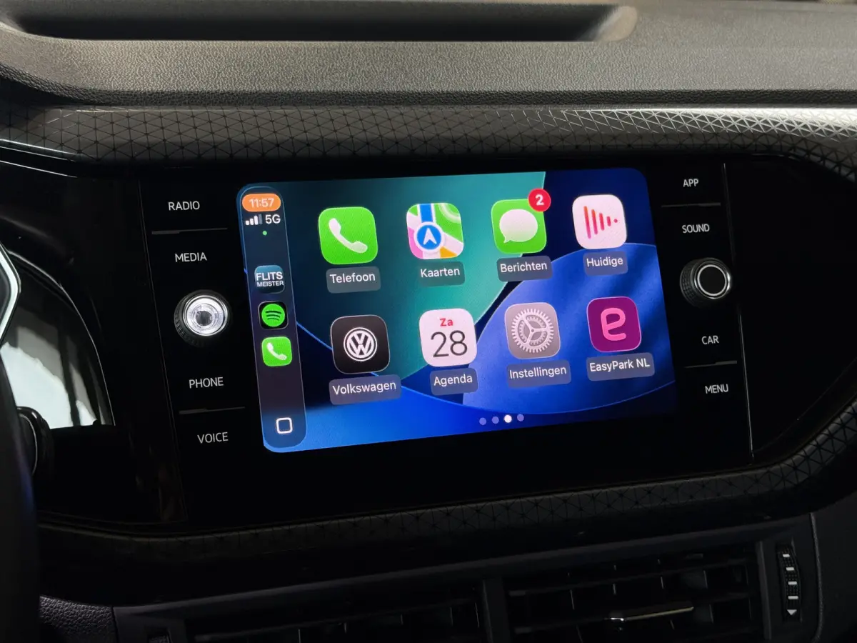 1.0 TSI 115pk DSG Style | Navi | Carplay | 17"| Camera | Led Koplampen | Stoelverwarming | 100% Volkswagen Onderhouden!