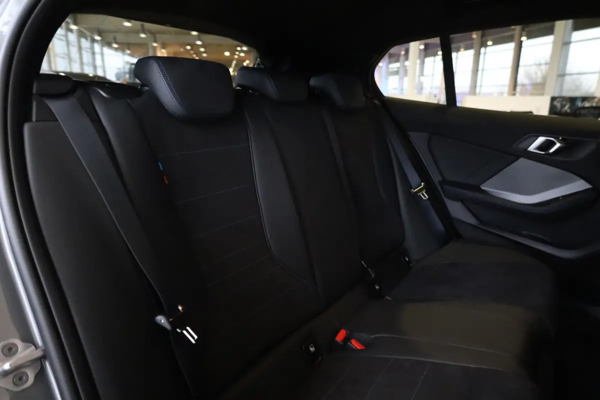120 | M Sportpakket | Driving Assitant Plus | Comfort Access | Sportstoelen