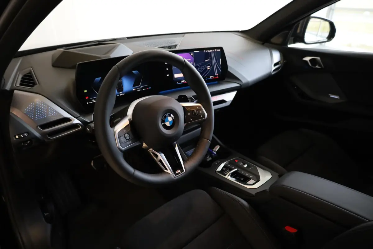 120 | M Sport Pro | Head-Up Display | Harman Kardon | 360 camera