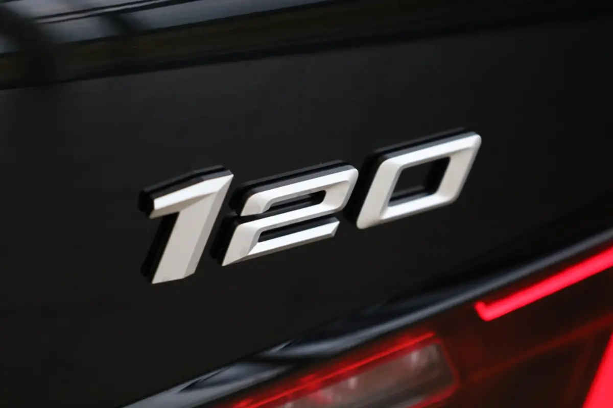 120 | M Sport Pro | Head-Up Display | Harman Kardon | 360 camera