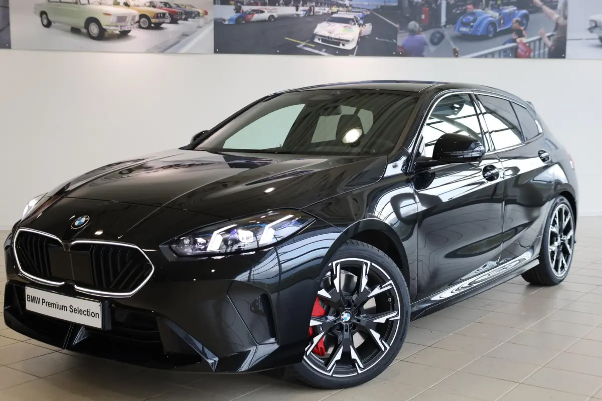 120 | M Sport Pro | Head-Up Display | Harman Kardon | 360 camera