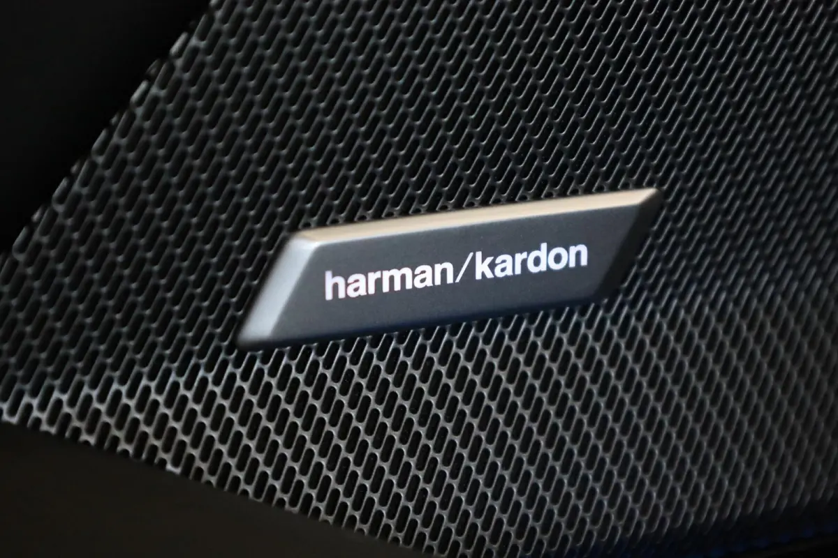 120 | M Sport Pro | Head-Up Display | Harman Kardon | 360 camera