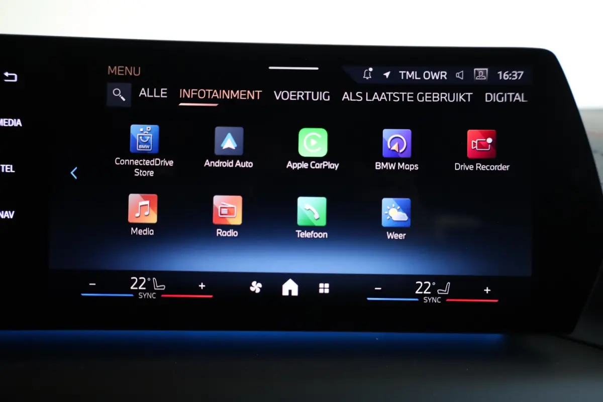 120 | M Sport Pro | Head-Up Display | Harman Kardon | 360 camera