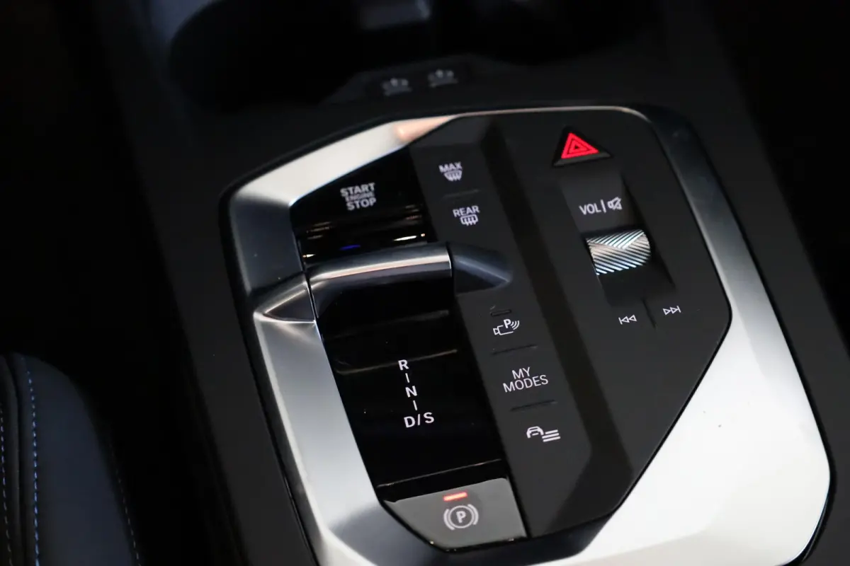 120 | M Sport Pro | Head-Up Display | Harman Kardon | 360 camera