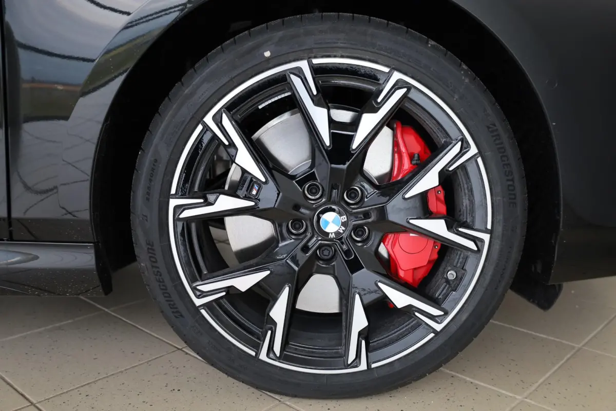 120 | M Sport Pro | Head-Up Display | Harman Kardon | 360 camera