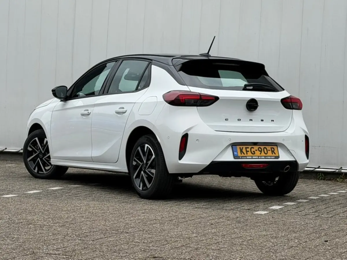 1.2 Turbo GS-Line met Camera, CarPlay, Dodehoek, LED