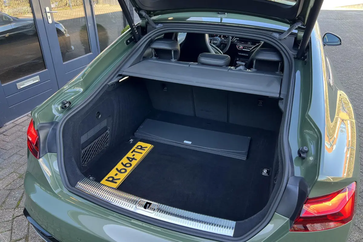40TFSI S line Competition plus I B&O I 360