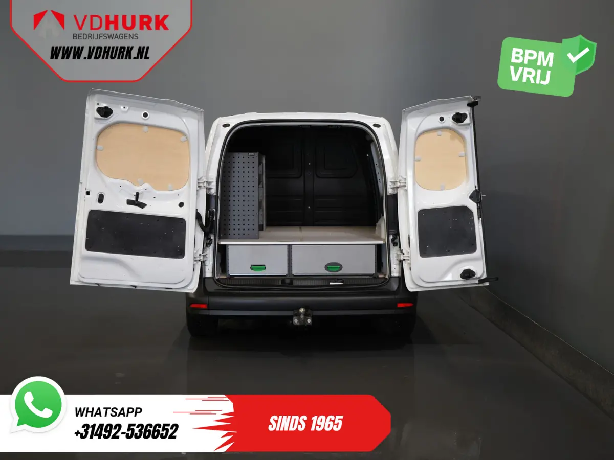 110 CDI Aut. 2x Schuifdeur/ Inrichting/ Stoelverw./ Carplay/ Camera/ Cruise/ Trekhaak/ Airco
