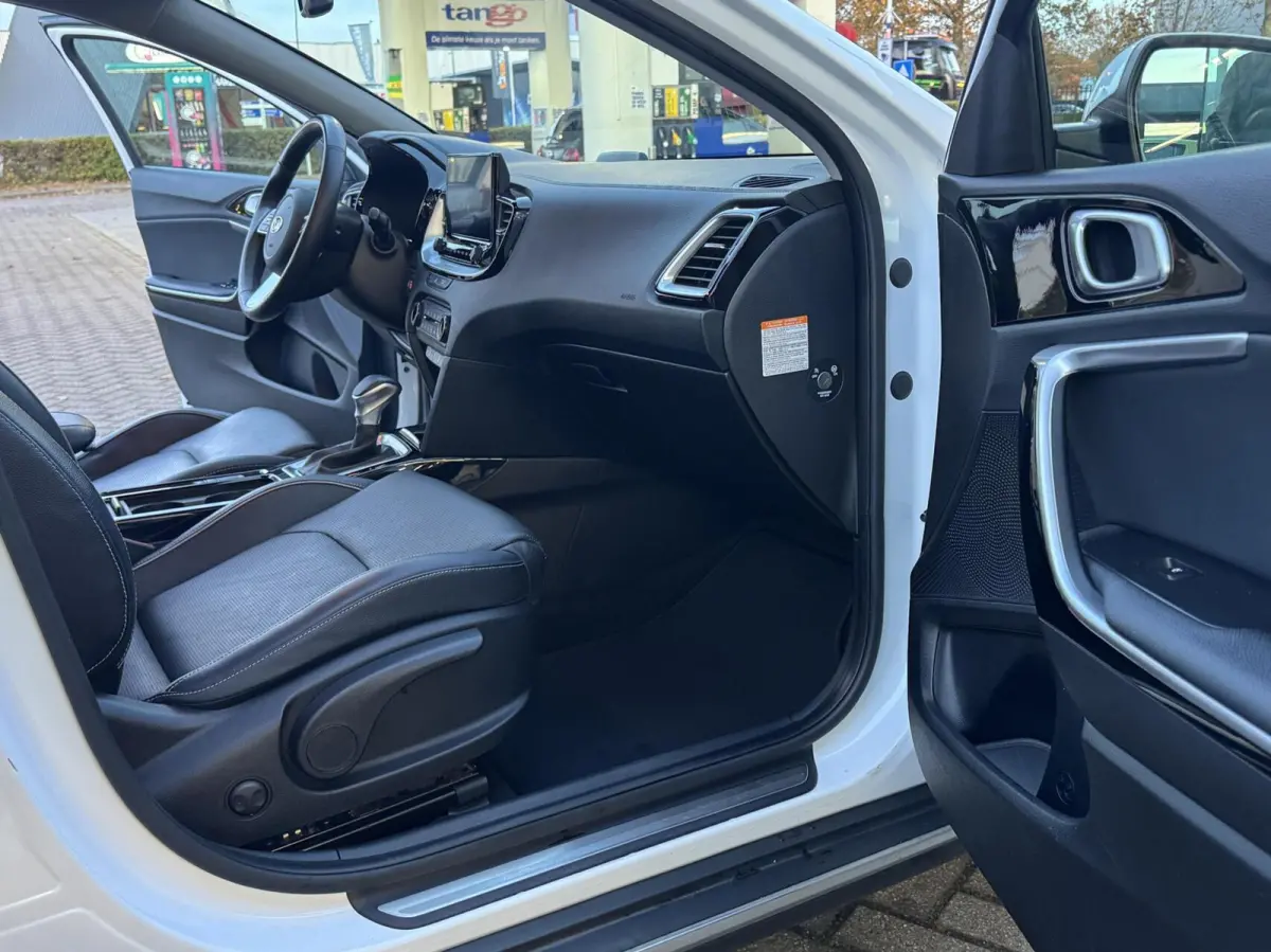 1.6 GDi PHEV DCT Sense 2021 Leder 1e eig Full optie