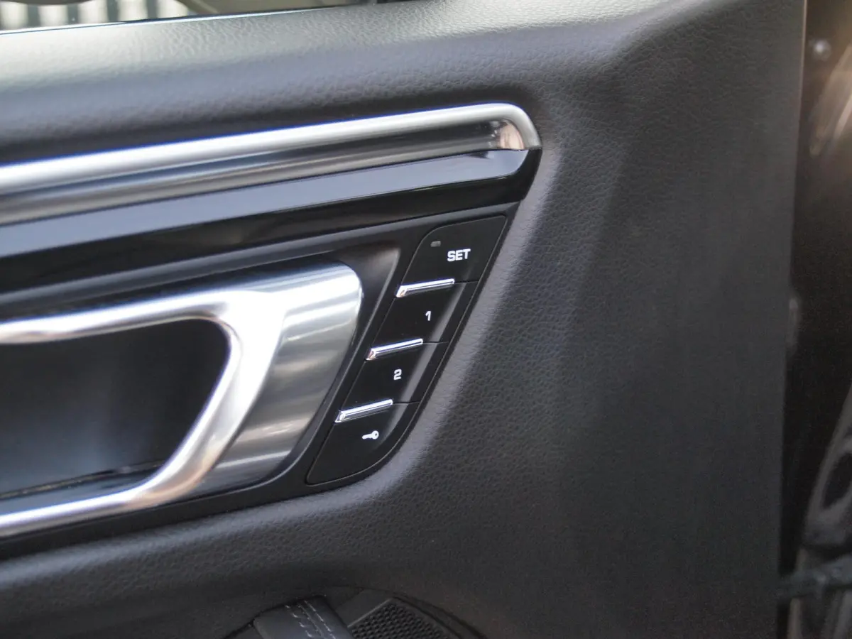 3.6 Turbo 400PK | Panoramadak | BOSE | Stoelmemory | Leer | 21 inch |