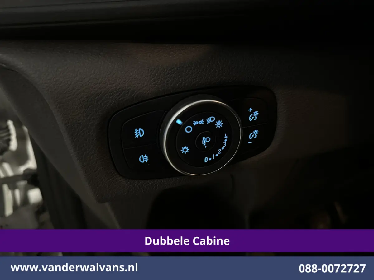 2.0 TDCI 130pk L2H1 Dubbele Cabine Euro6 Airco | 6-Zits | Camera | LED | Cruisecontrol | 2800kg Trekhaak Android Auto, Verwarmde voorruit, Stoelverwarming, Parkeersensoren, Dakdragers