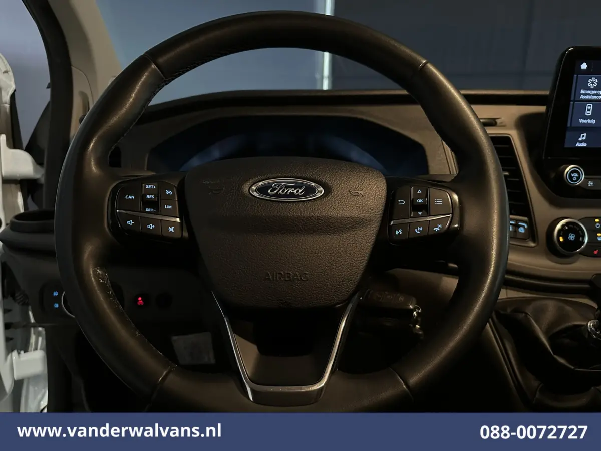 2.0 TDCI 130pk L2H1 Euro6 Airco | Camera | 2800kg Trekhaak | LED | Android Auto Cruisecontrol, Verwarmde voorruit, Stoelverwarming, Parkeersensoren, Bijrijdersbank