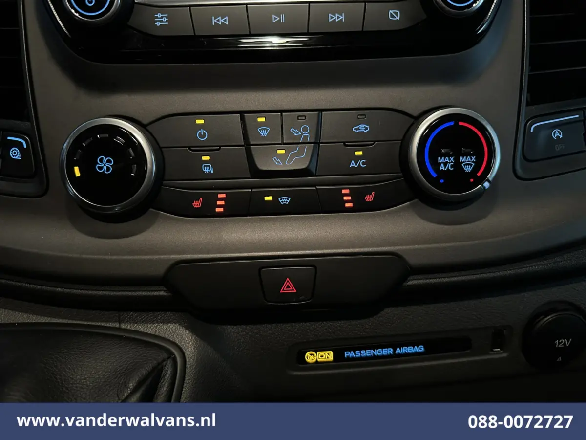 2.0 TDCI 130pk L2H1 Euro6 Airco | Camera | 2800kg Trekhaak | LED | Android Auto Cruisecontrol, Verwarmde voorruit, Stoelverwarming, Parkeersensoren, Bijrijdersbank