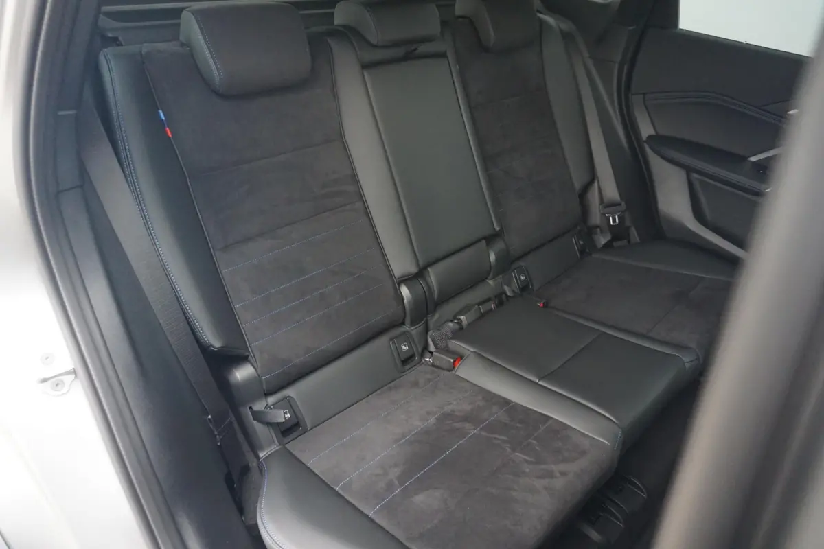 xDrive23i | M Sportpakket | Trekhaak | Harman Kardon | Driving Assistant Professional | Elektrisch verstelbare stoelen