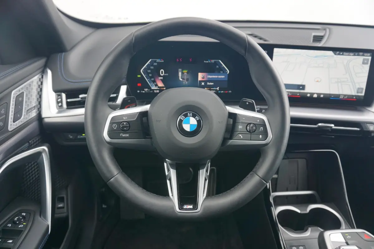 xDrive23i | M Sportpakket | Trekhaak | Harman Kardon | Driving Assistant Professional | Elektrisch verstelbare stoelen