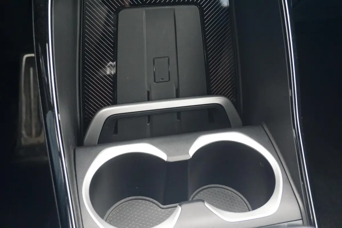 xDrive23i | M Sportpakket | Trekhaak | Harman Kardon | Driving Assistant Professional | Elektrisch verstelbare stoelen