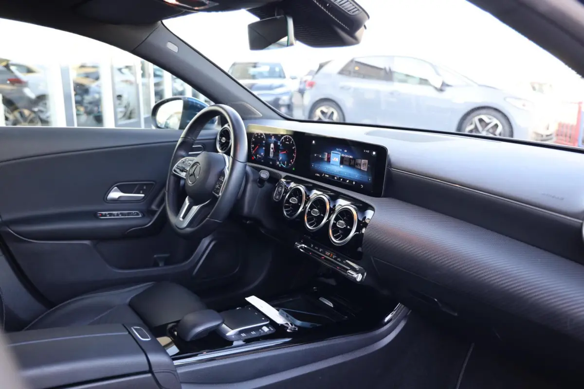 180 Business Solution AMG|Automaat|Camera|Stoelverw.|Navi|
